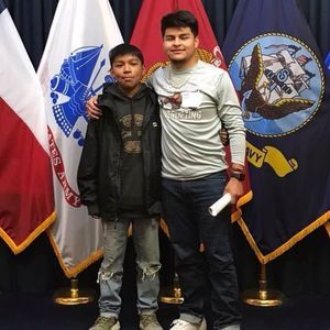 Meet your Posher, Johnny